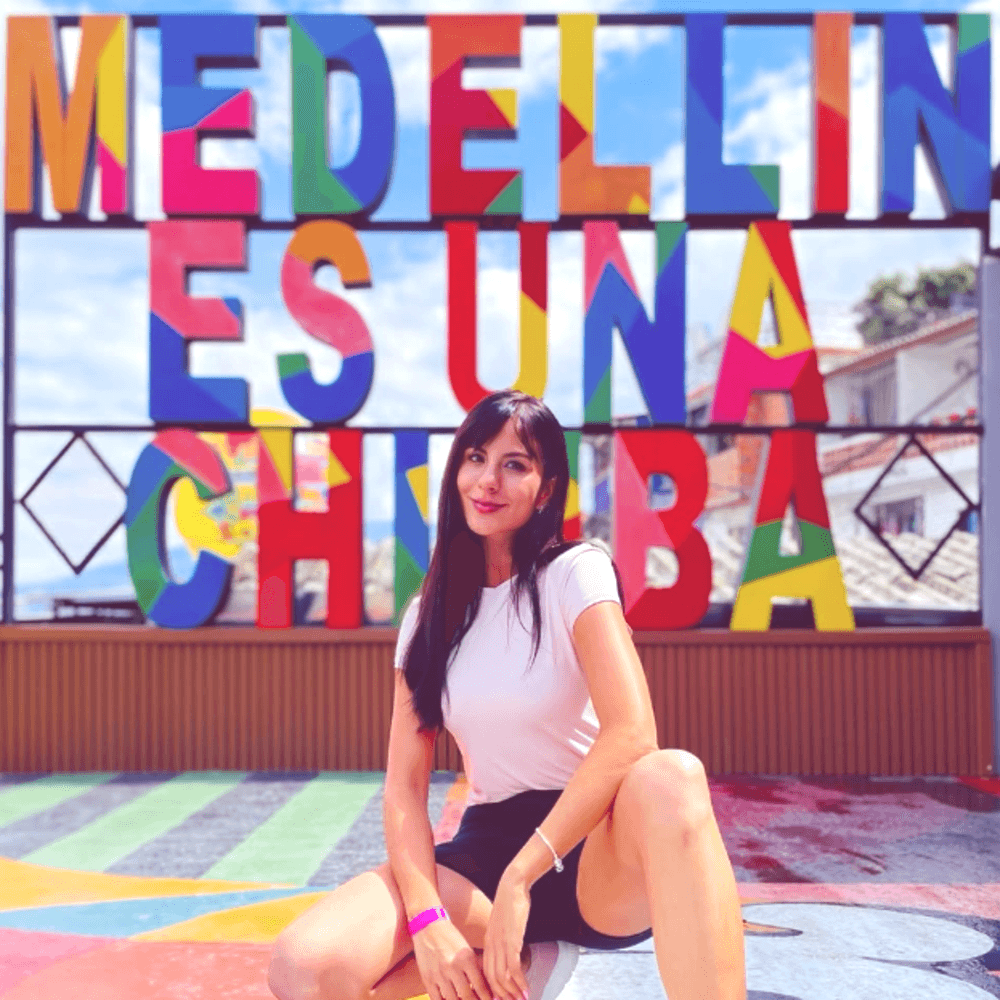 listing card gallery